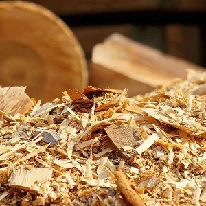 Лиственные опилки оптом в Сургуте и других различных марок заказать от 16 тонн